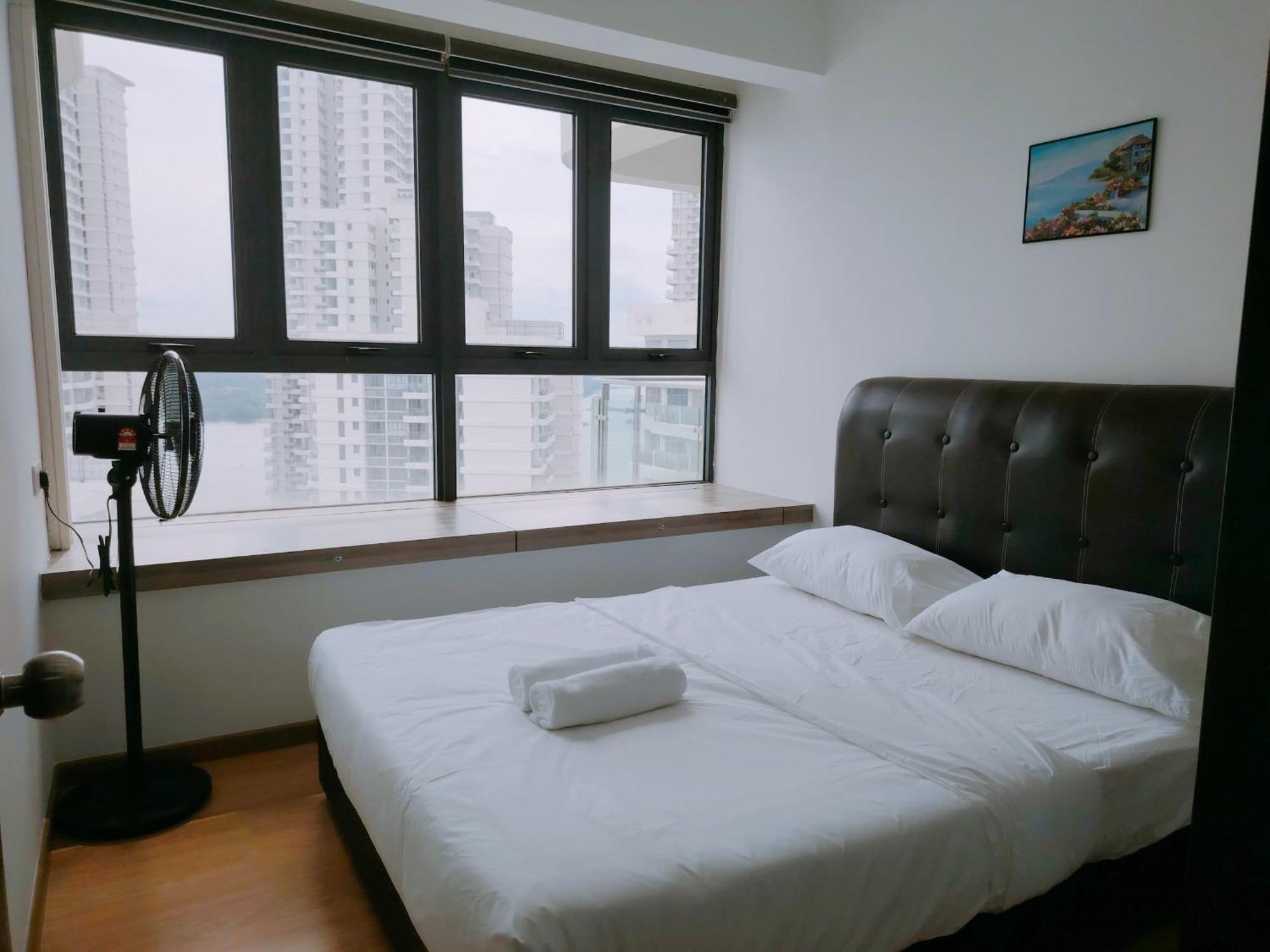 Danga Bay Seaview Johor Bahru By One 9 Place Room photo